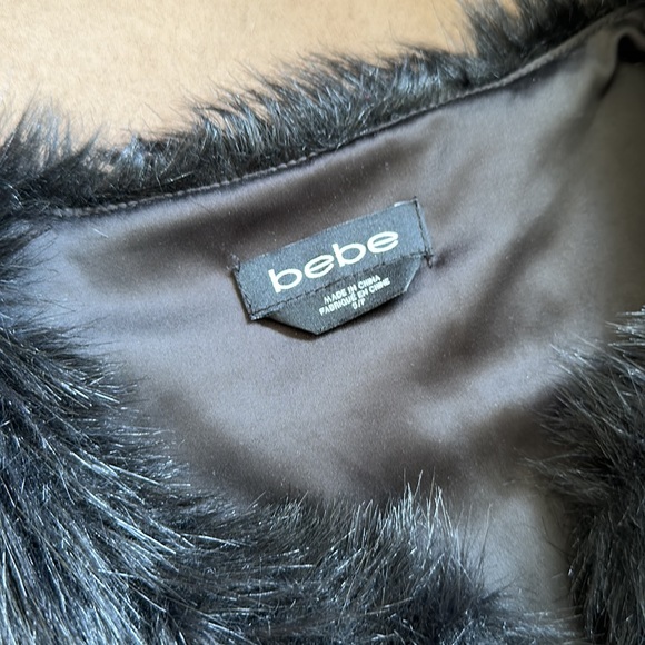 BEBE Faux Fur Vest 🔥🖤 - Picture 2 of 6